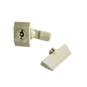 CHAPA PLASTICA BEIGE PARA TABLERO MÁS LLAVE